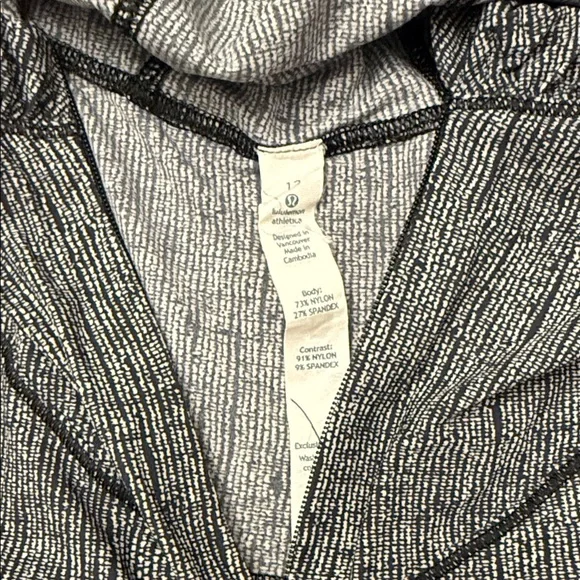 lululemon athletica Charcoal Heather Long Sleeve Top - Picture 2 of 4